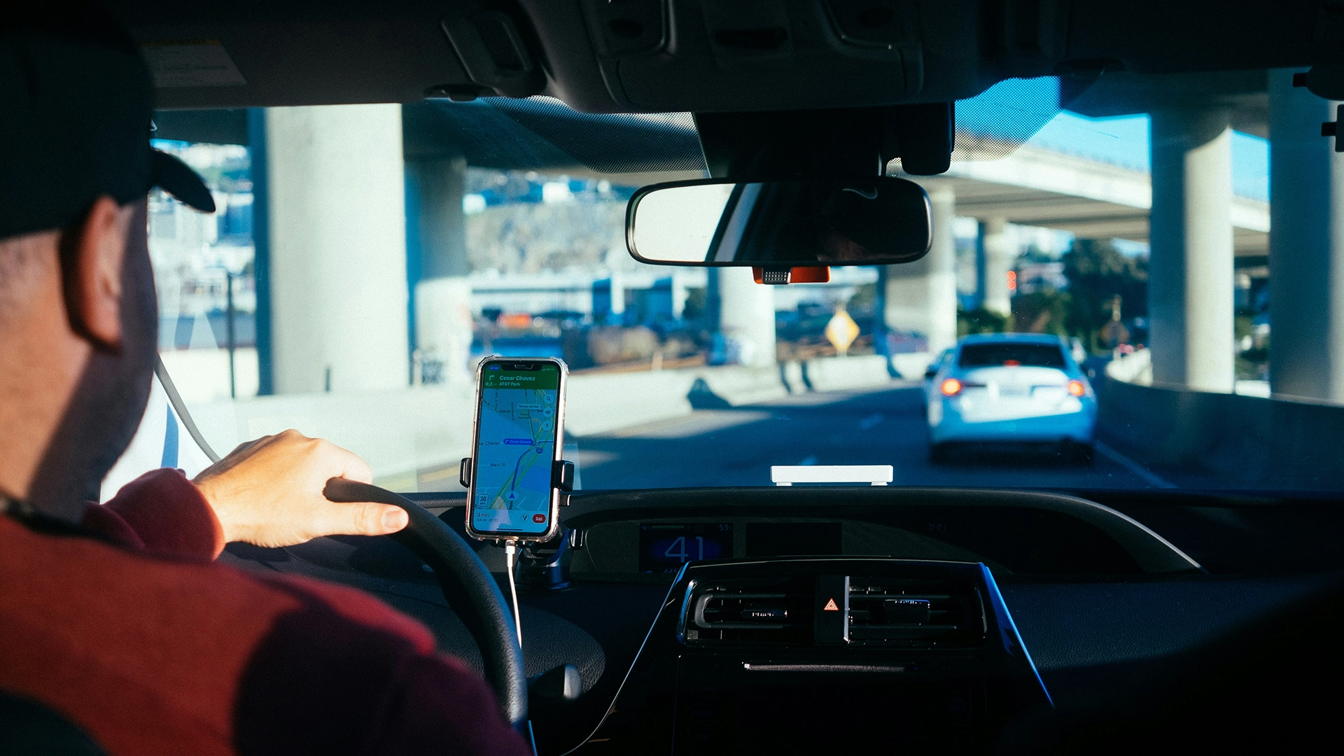 Uber Beschuldigd van het Gebruiken van Algoritmes om Winst te Verhogen ten Koste van Chauffeurs